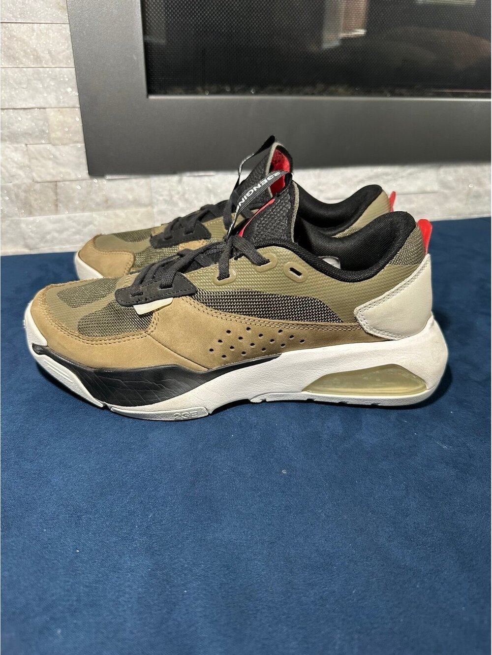 Jordan Air 200E Medium Olive Men’s Size 8 Brown Kelp Red DC9836-261 Sneakers